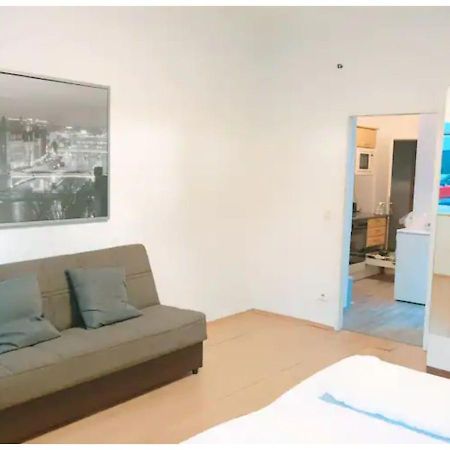 Sweet 1Br Apt. Simmering - Ideal For Longstays Wien Exterior foto