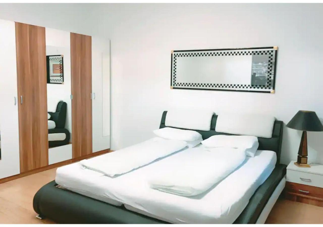 Sweet 1Br Apt. Simmering - Ideal For Longstays Wien Exterior foto